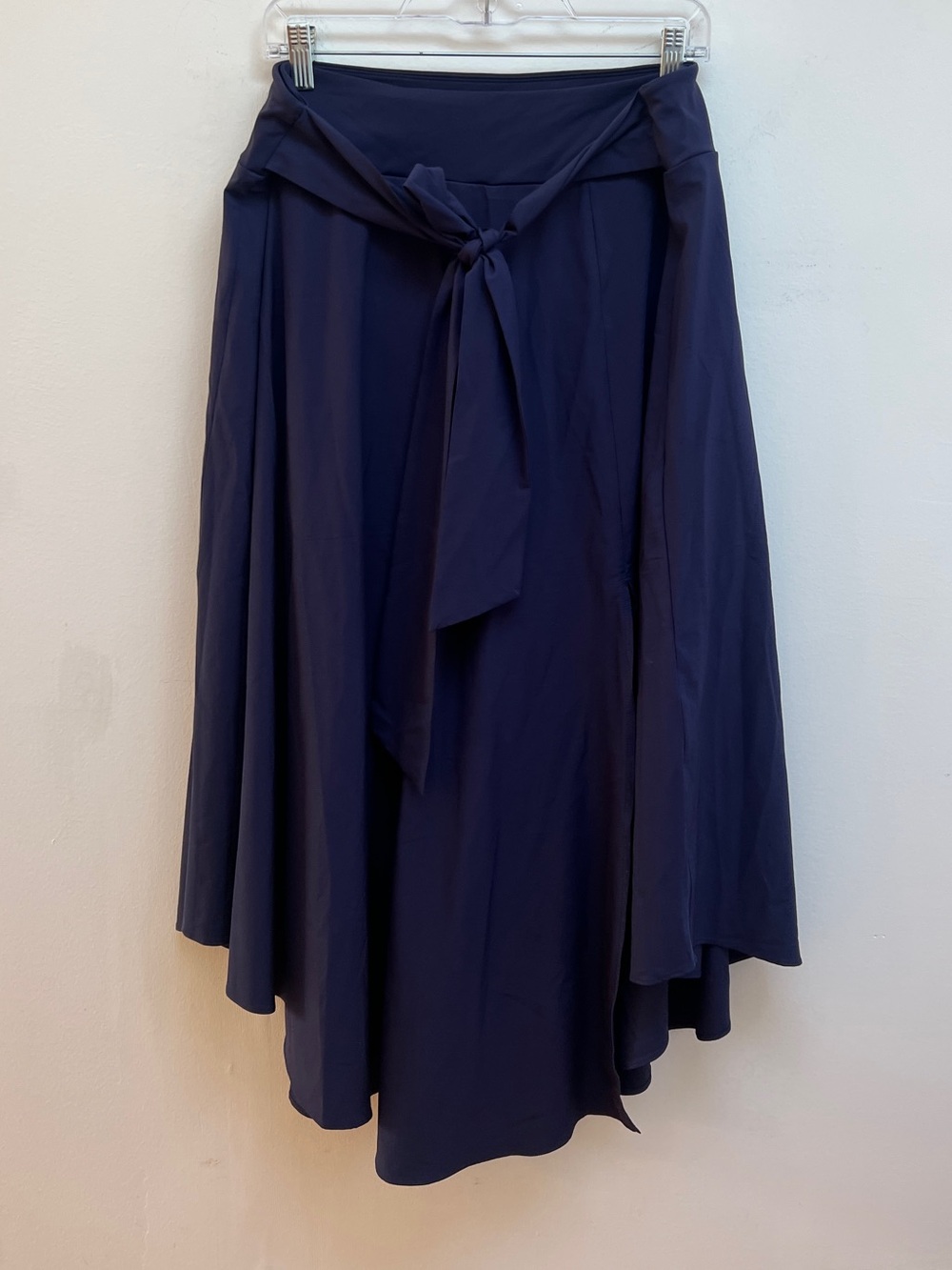 HALARA Women’s Navy Blue Tie-Waist High-Low Flowy Midi Skirt Size XL NEW